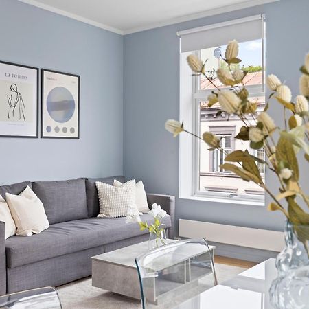 Modern And Bright Apartment In Central Oslo Exterior photo
